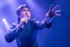 grentperez makes a grand enterance on stage